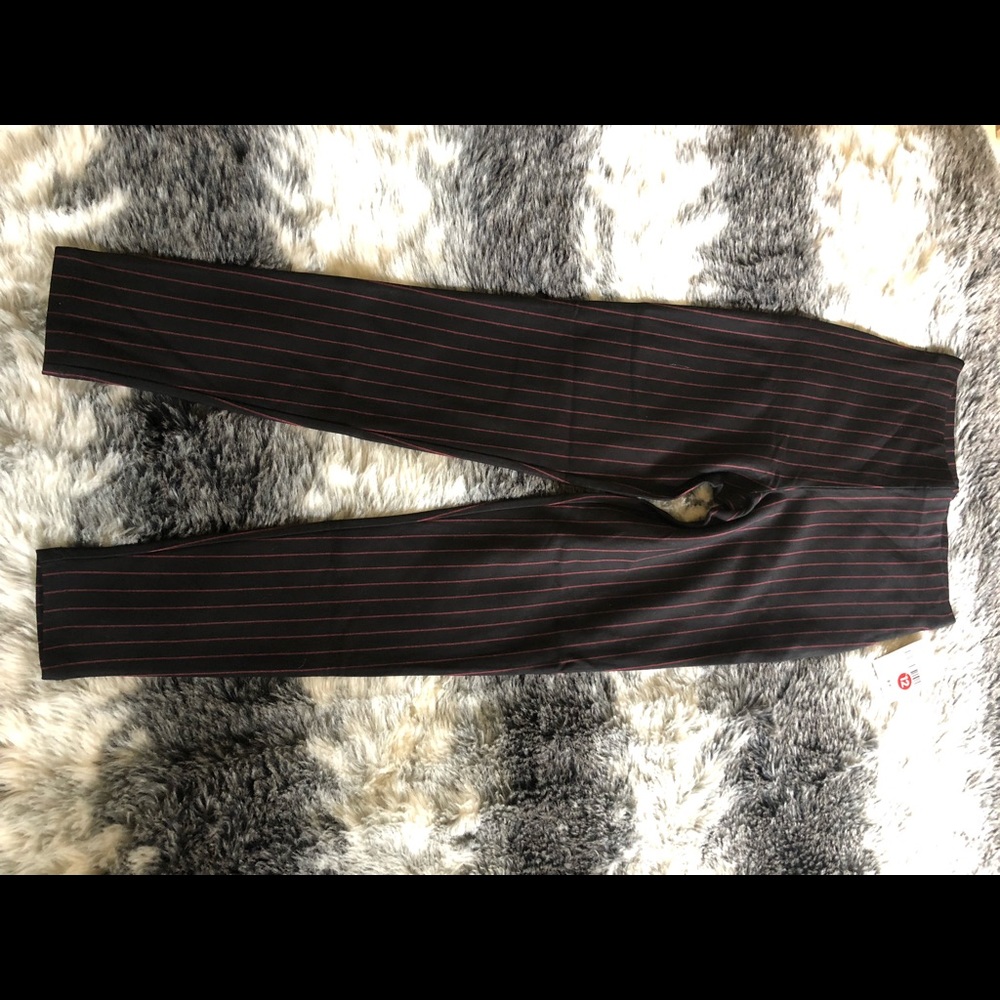 Black and Red Striped Leggings